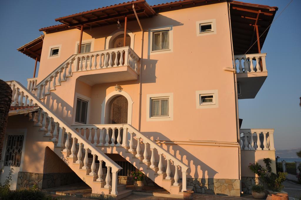 Neptune Resort Kavos Exterior photo
